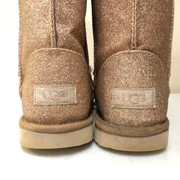 UGG Classic Short II Glitter Gold Boots 1111852K Kids Girls Size US 6 - Picture 6 of 14